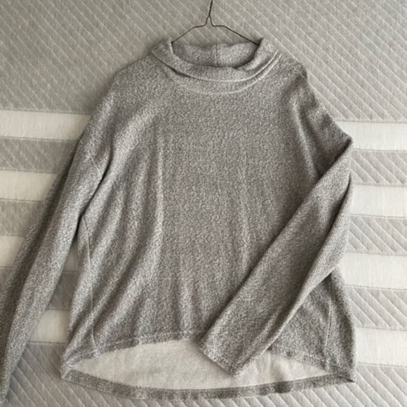 Banana Republic Sweaters - Banana Republic Sweater